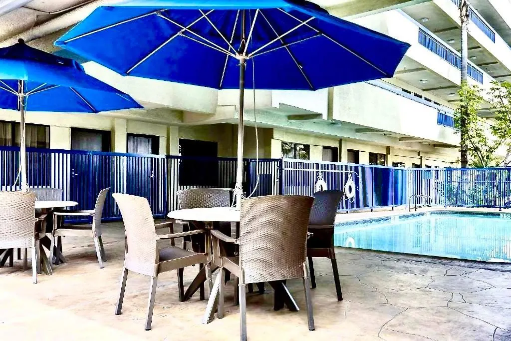 Quality Inn & Suites Los Angeles Airport - Lax Inglewood